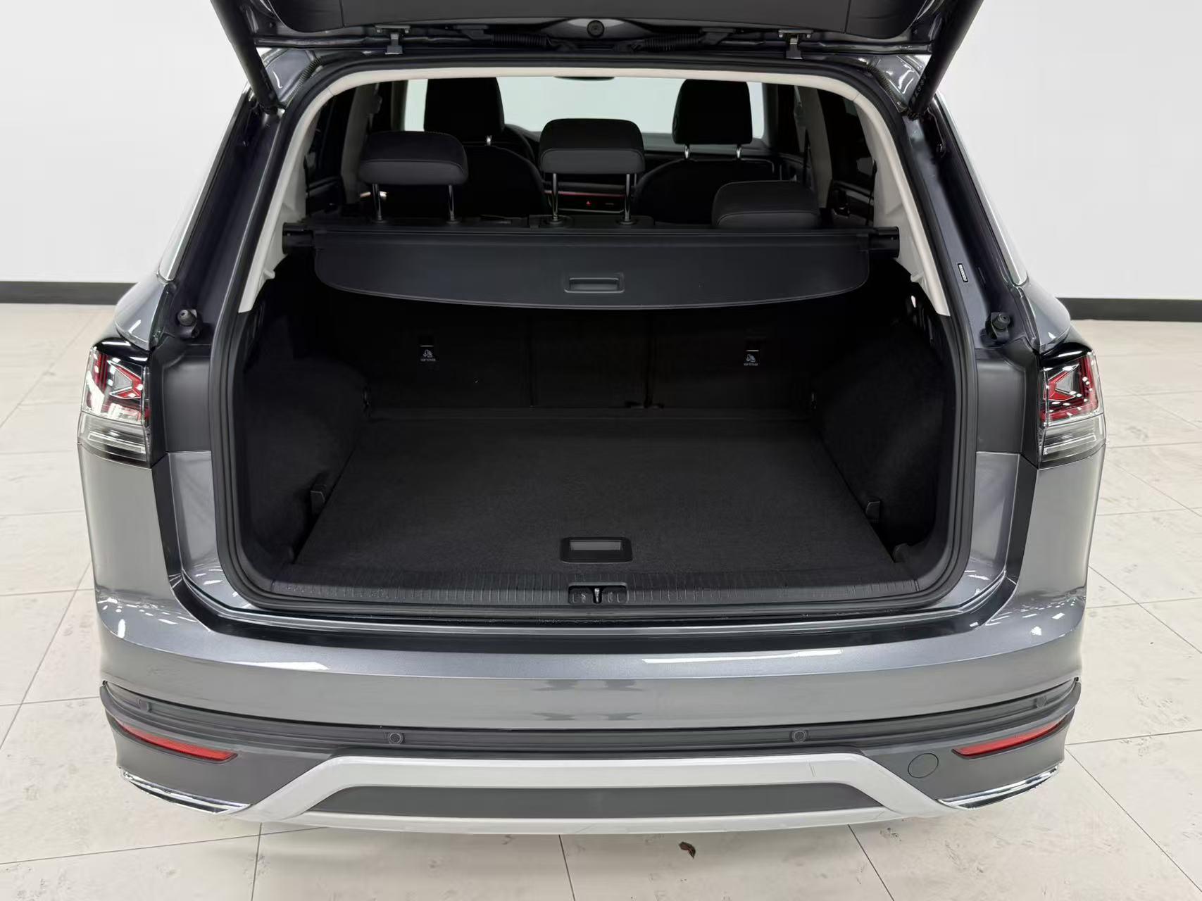 Volkswagen Tayron 2023, фото 8