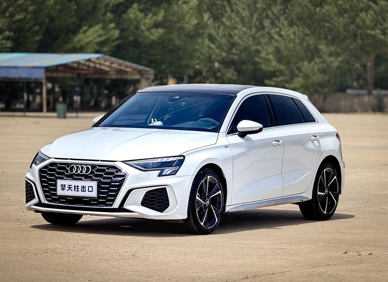 Audi A3 2023, 1.4 л турбо, робот (DCT), передний, пробег 27 000 км — авто из Китая с пробегом