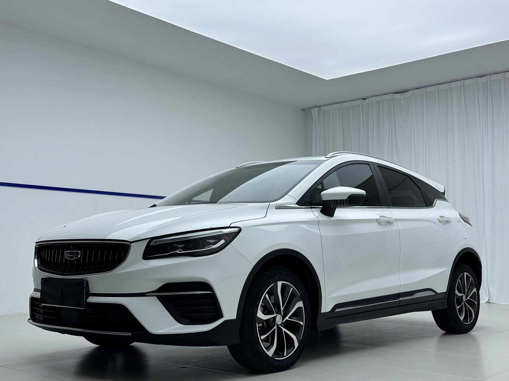 Geely Emgrand S 2022, 1.4 л турбо, вариатор (CVT), передний, пробег 28 000 км — авто из Китая с пробегом